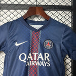 kit domicile enfant PSG saison 25/26.