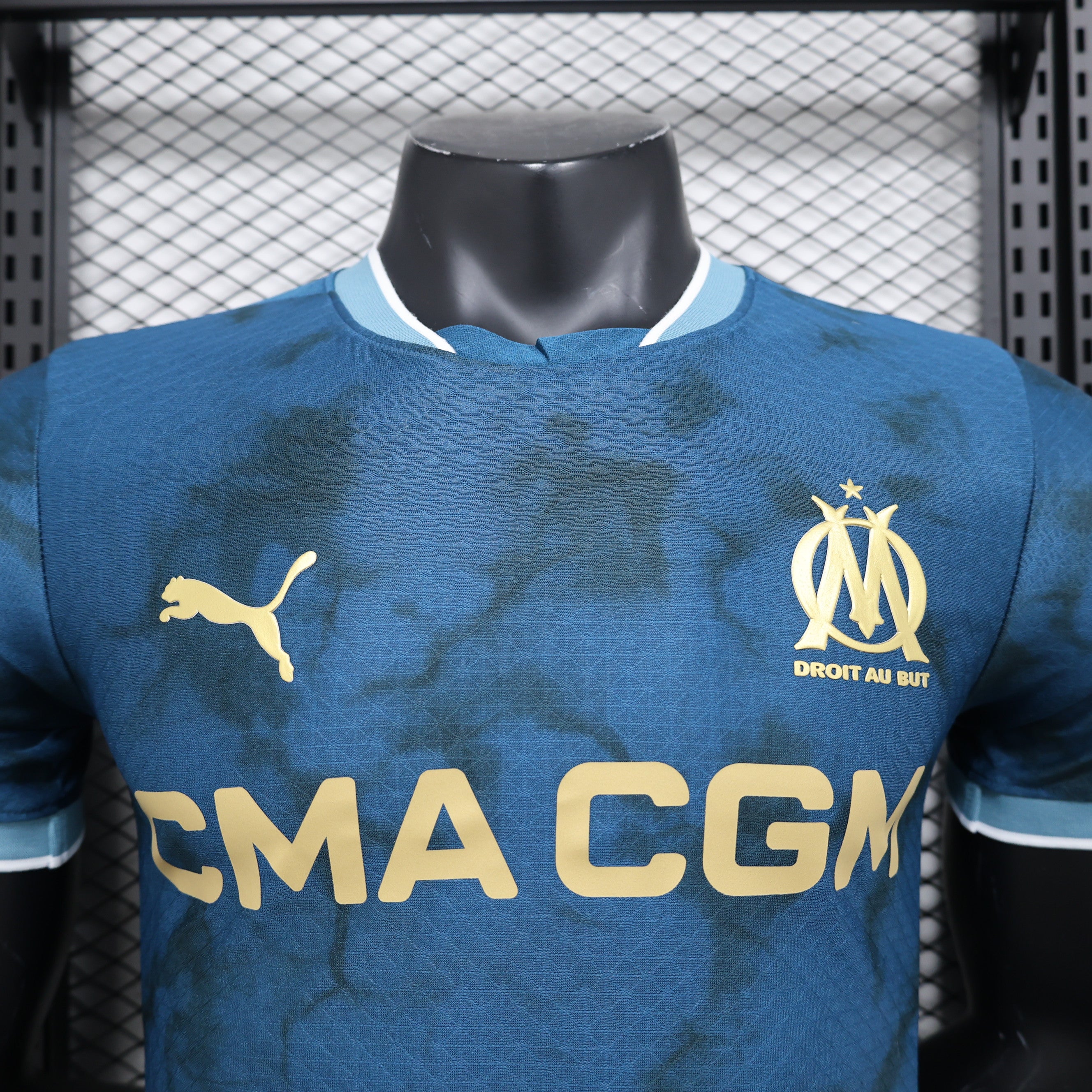 Olympique Marseille 24/25 maillots extérieurs version Player et Fan