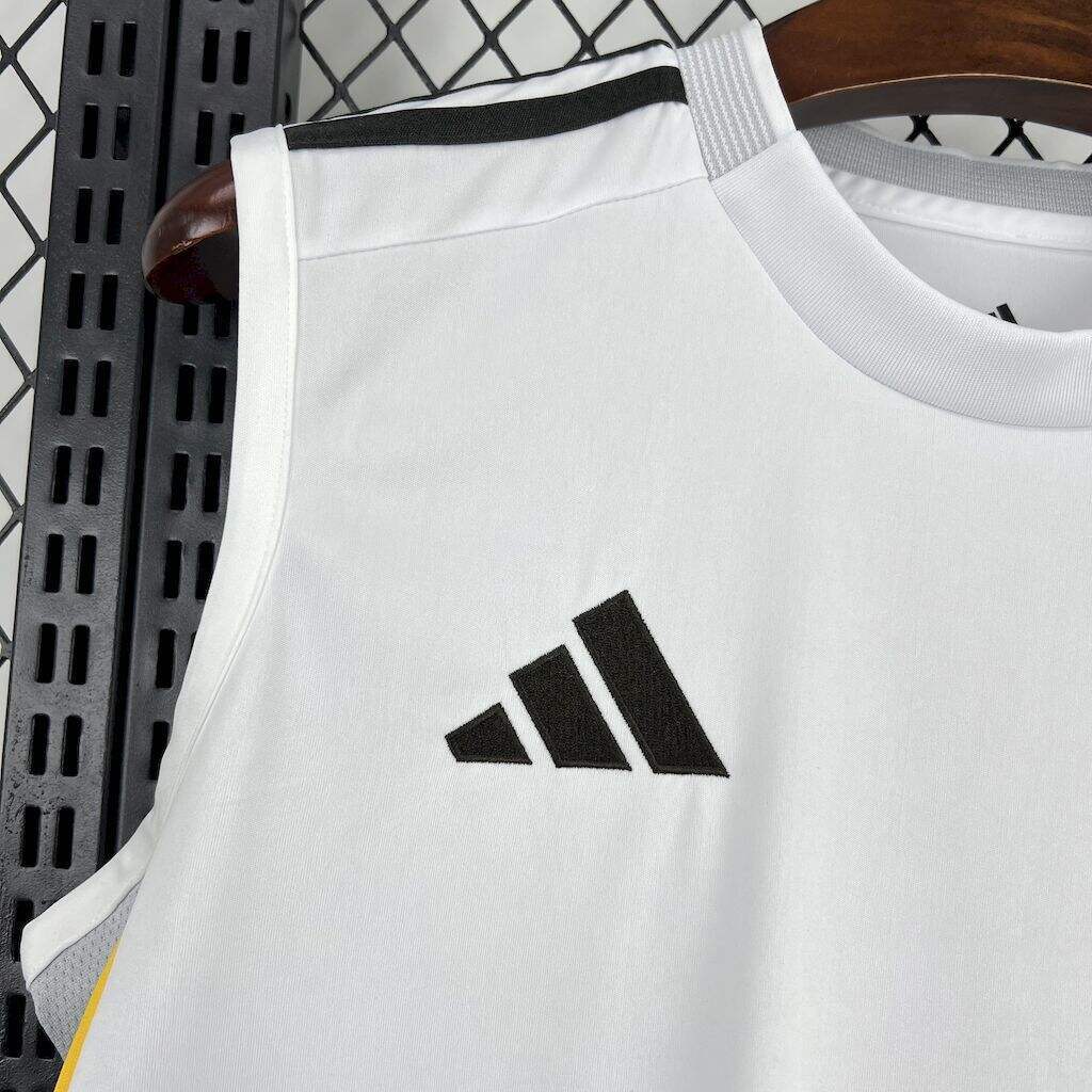 Real Madrid 25/26 entrainement blanc