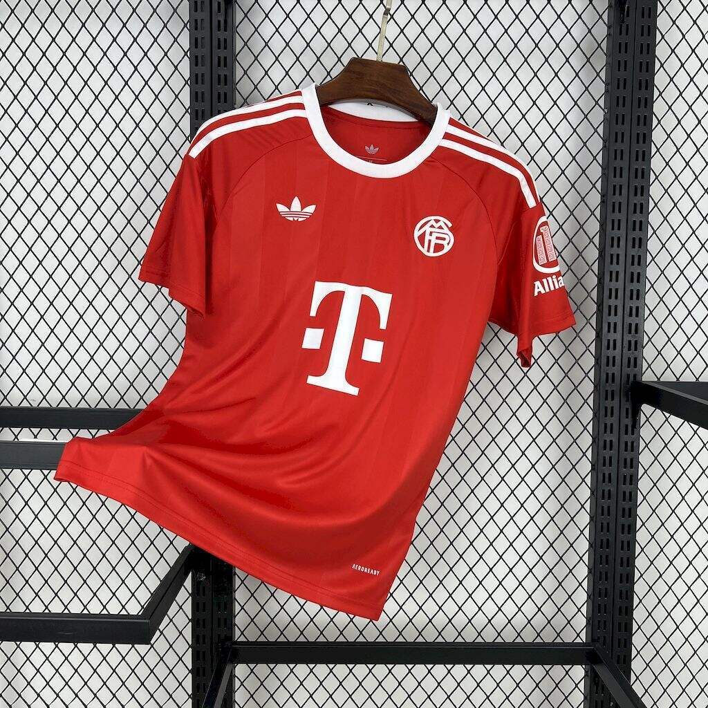 Bayern Munich 2025/26 maillot gardien