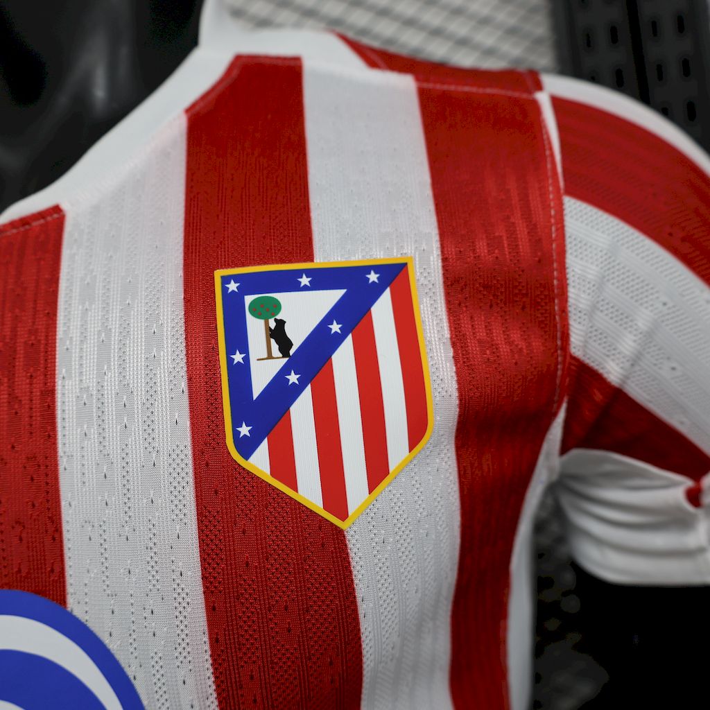 Atletico Madrid 25/26 maillots a domicile Player and fan version