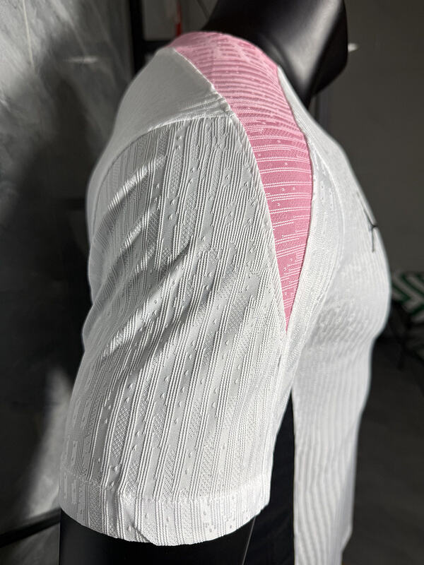 25/26 Paris entrainement version player