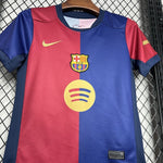 kit junior domicile du FC Barcelone saison 24/25.