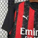 Maillot domicile de l’AC Milan 25/26
