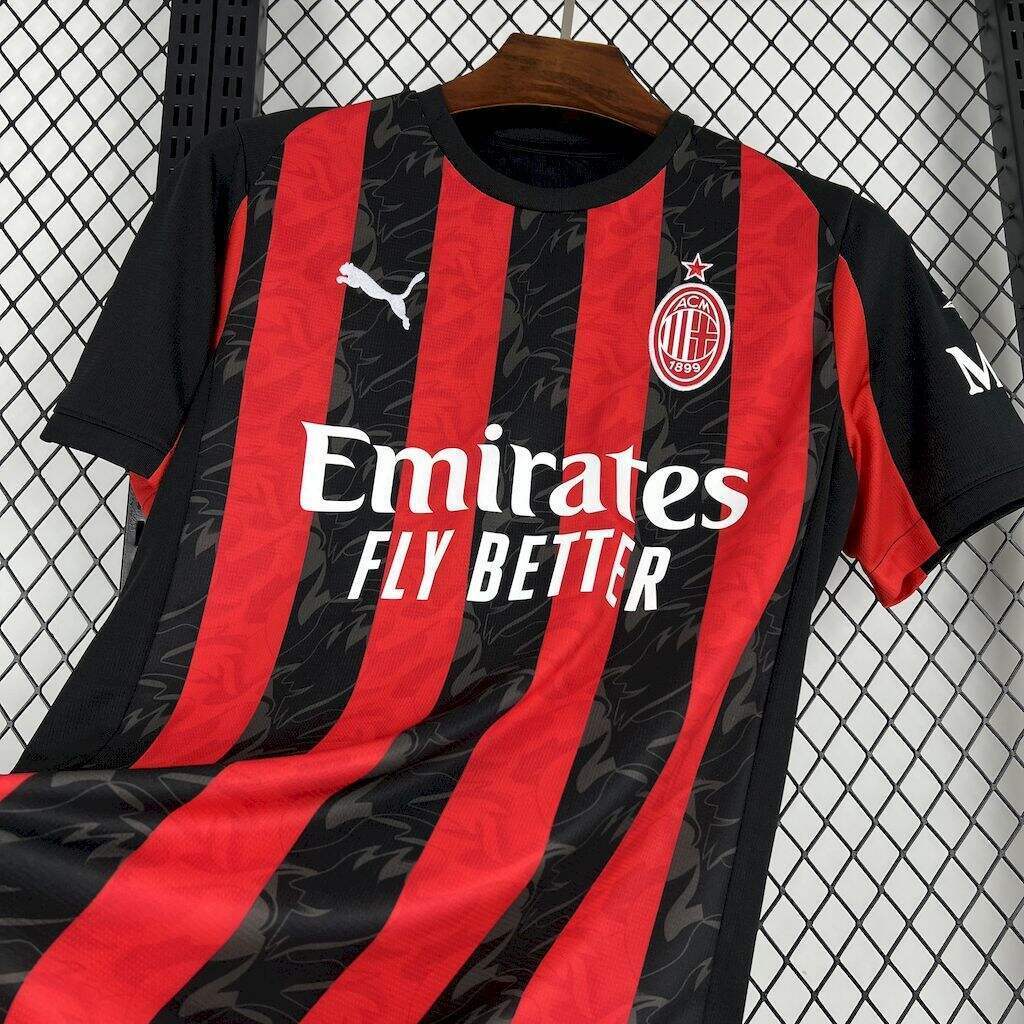 Maillot domicile de l’AC Milan 25/26