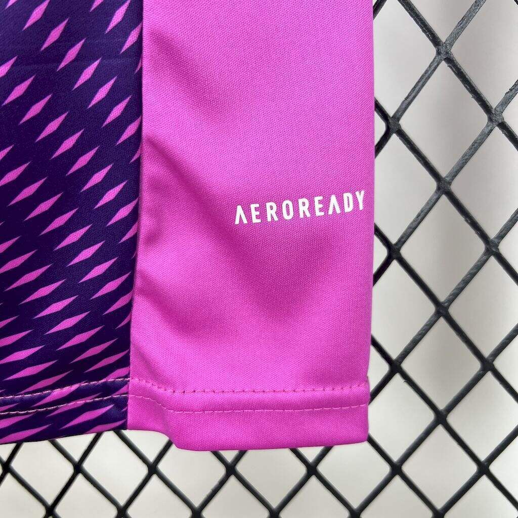 kit gardien enfant violet Real Madrid saison 25/26