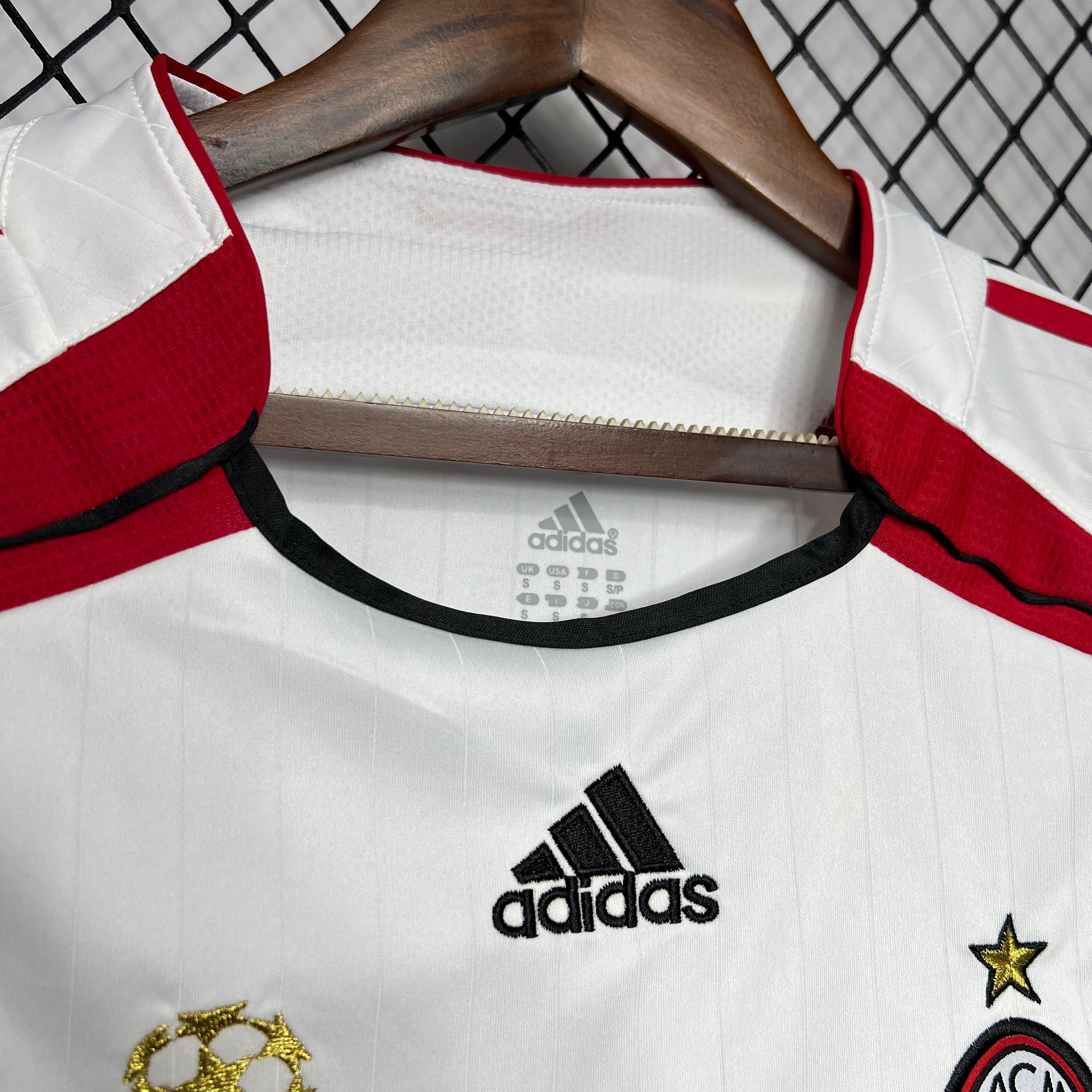 Maillots extérieur AC Milan 2006/2007 Retro