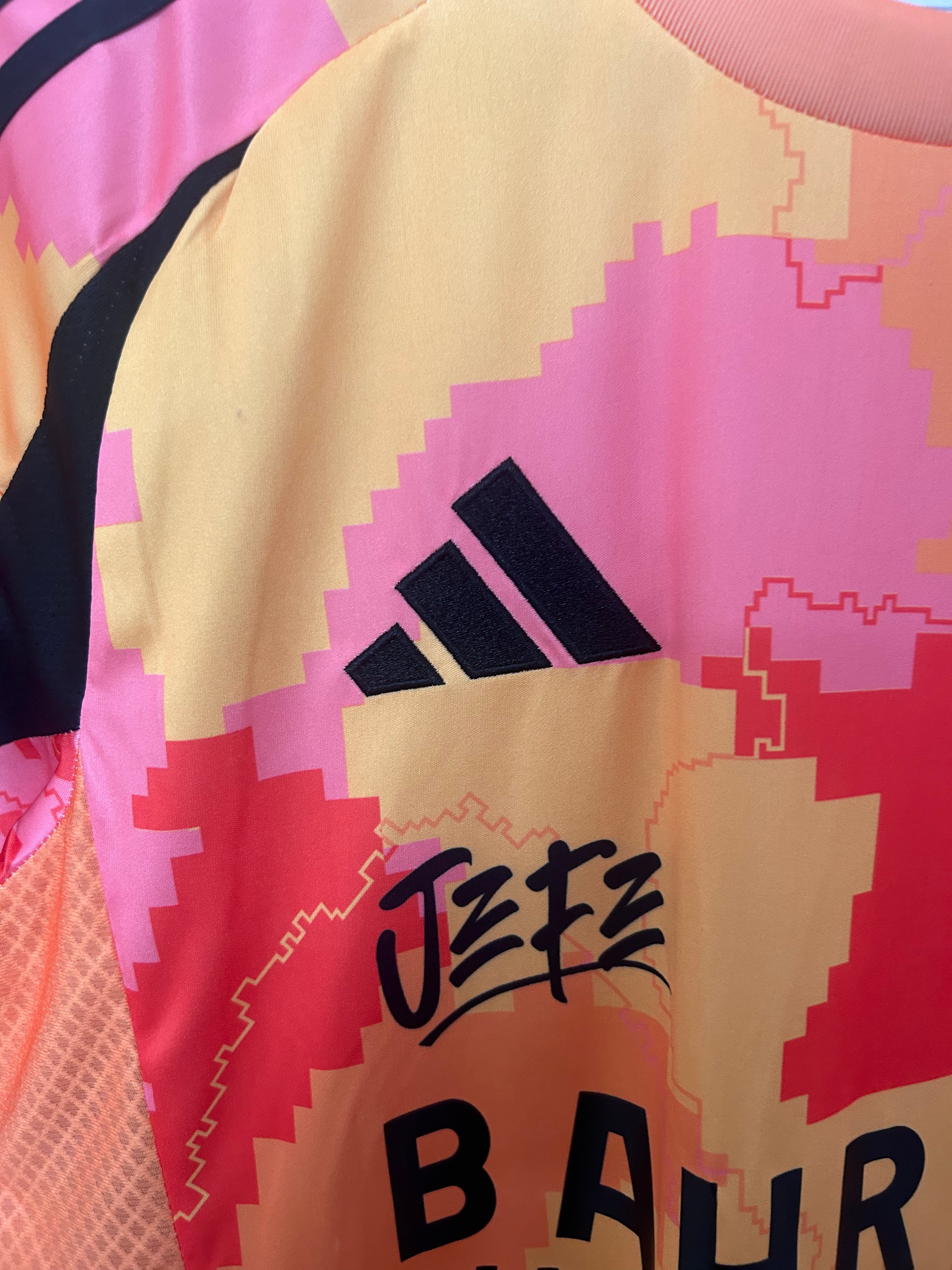 25/26 Paris FC domicile maillot