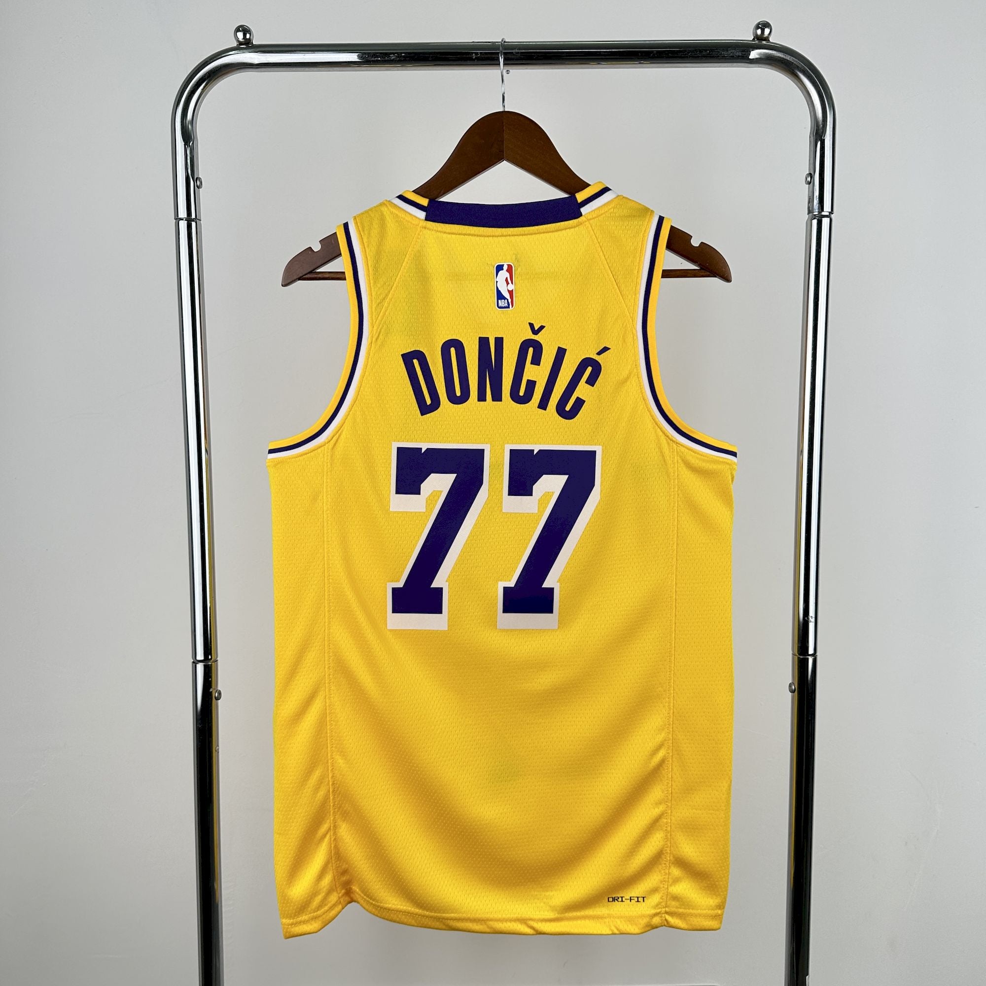 Los Angeles Lakers 23/24 Icon Edition