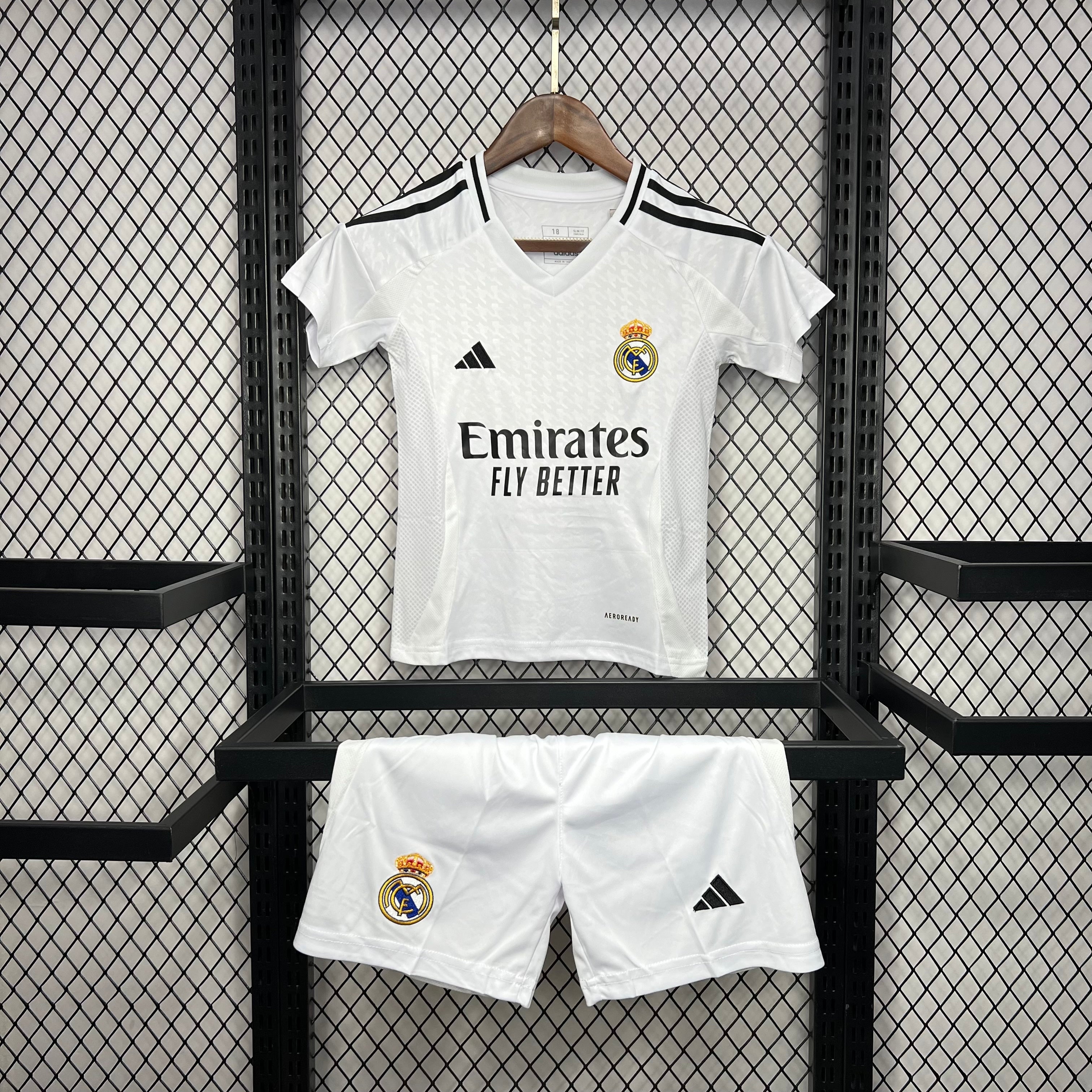 kit domicile enfant Real Madrid saison 24/25