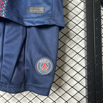 kit domicile enfant PSG saison 25/26.