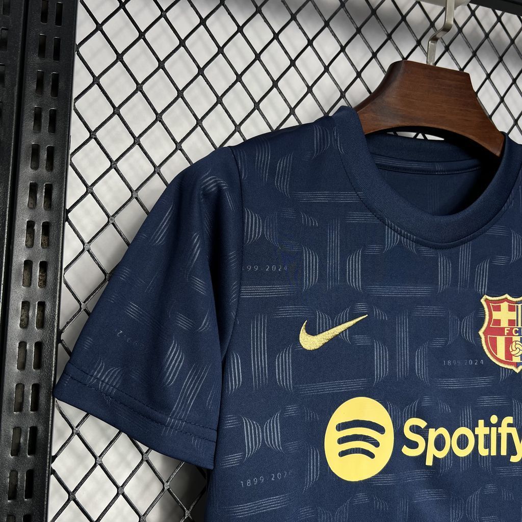 kit enfant du FC Barcelone 24/25 en édition spéciale 125e anniversaire