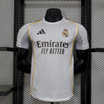 Real Madrid maillot domicile 25/26 player version manche courte et longue