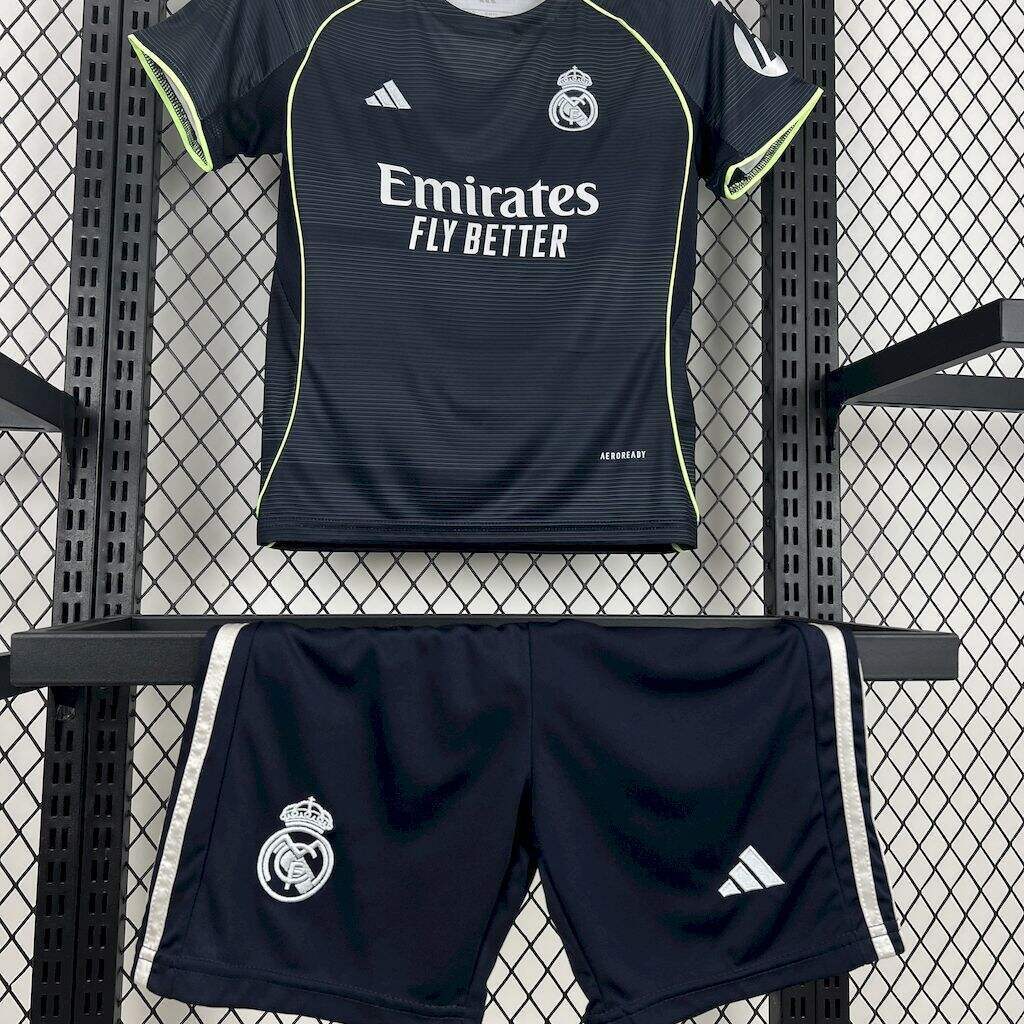 kit extérieur enfant Real Madrid saison 25/26