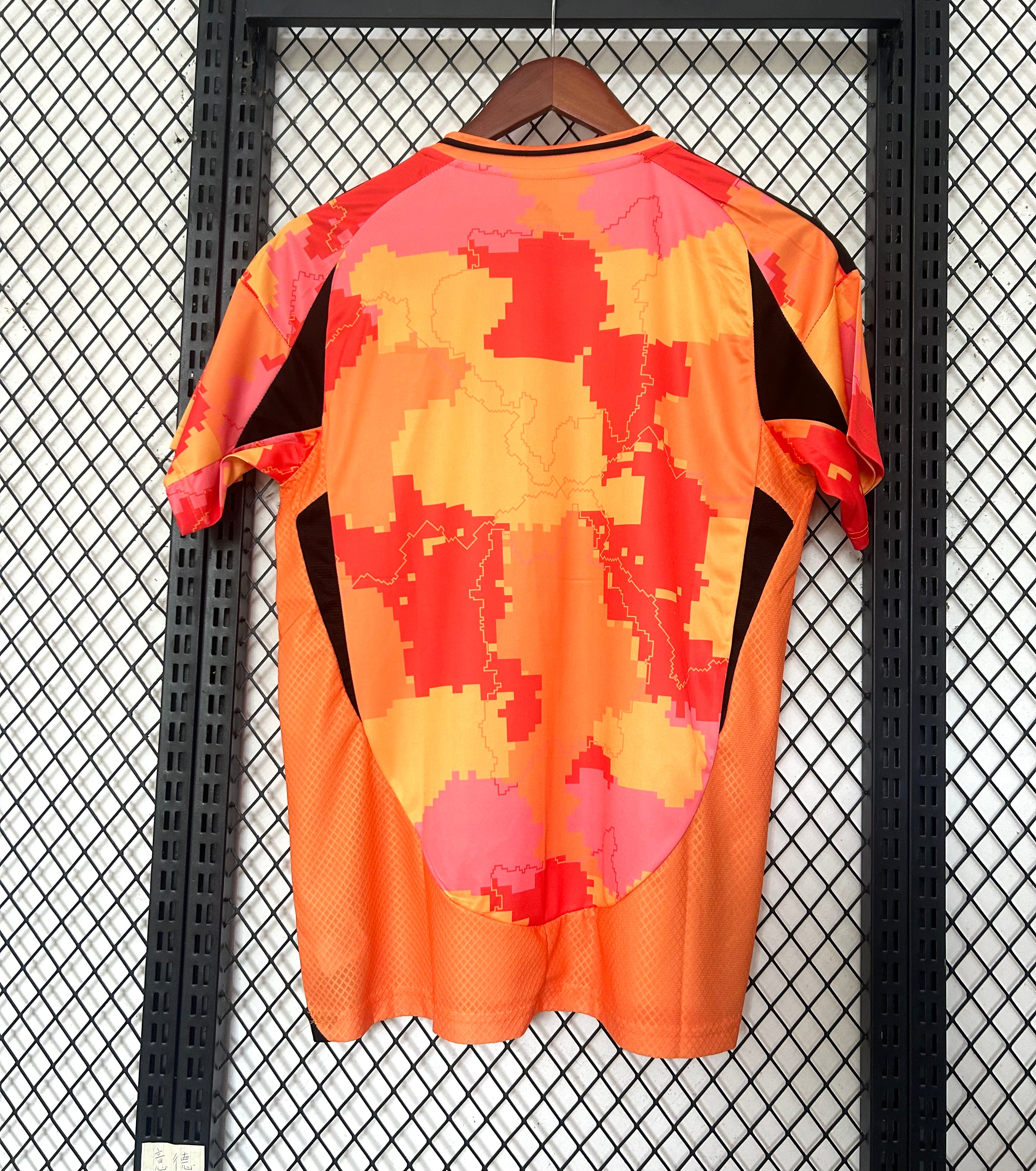 25/26 Paris FC domicile maillot