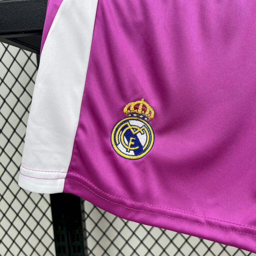 kit gardien enfant violet Real Madrid saison 25/26