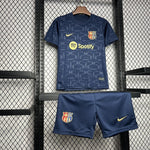 kit enfant du FC Barcelone 24/25 en édition spéciale 125e anniversaire