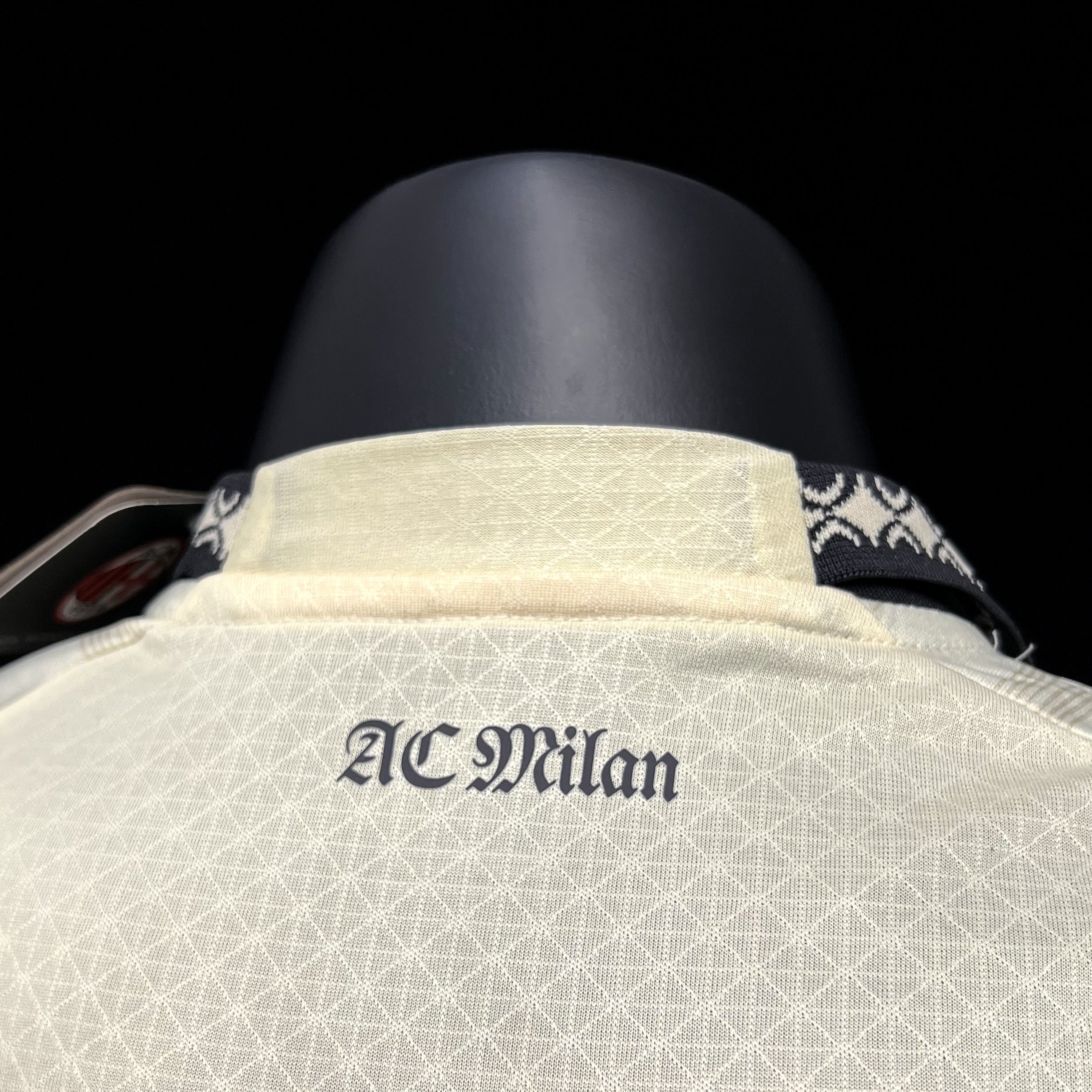 Maillot édition collaborative beige  AC Milan 24/25