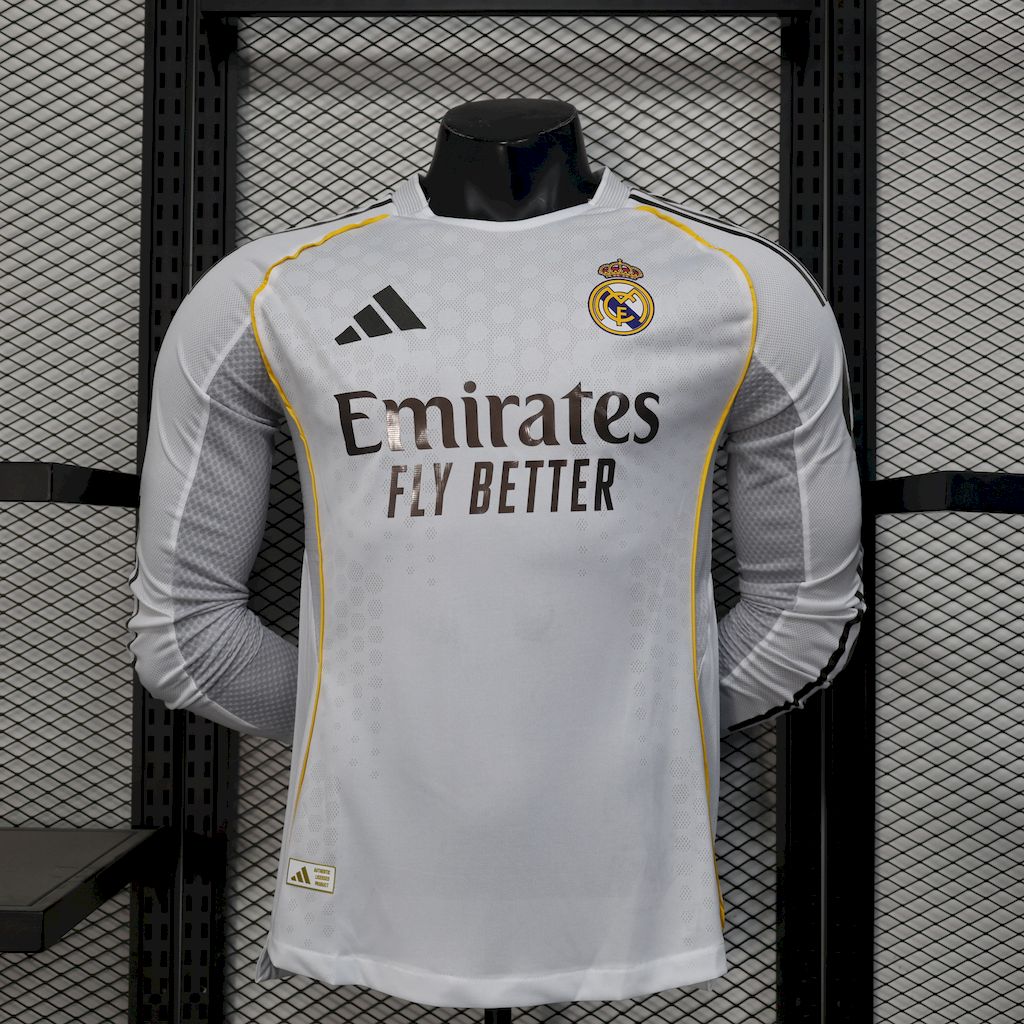 Real Madrid maillot domicile 25/26 player version manche courte et longue