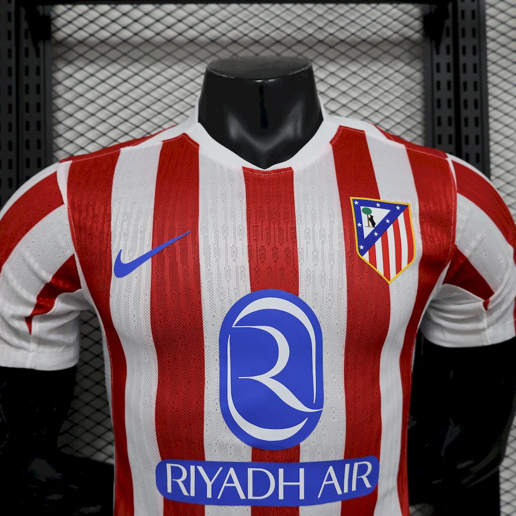 Atletico Madrid 25/26 maillots a domicile Player and fan version