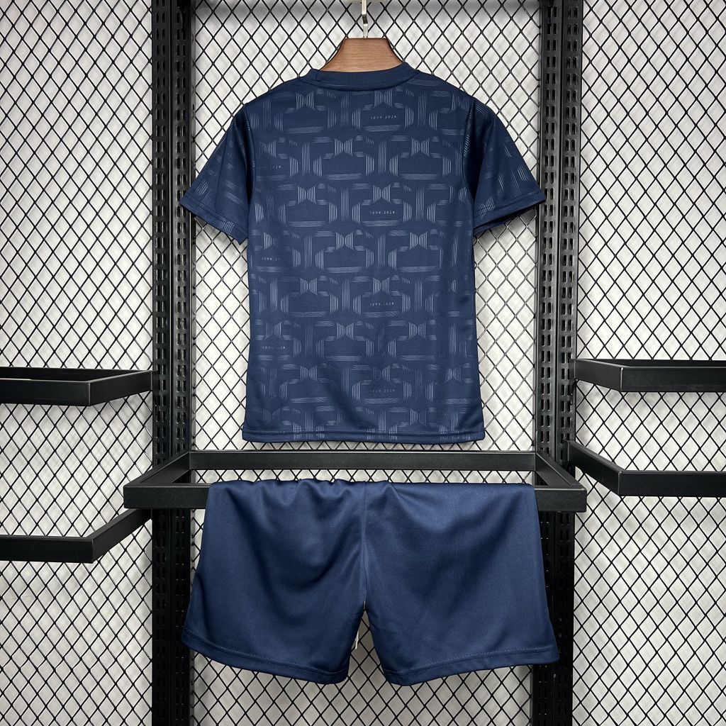 kit enfant du FC Barcelone 24/25 en édition spéciale 125e anniversaire