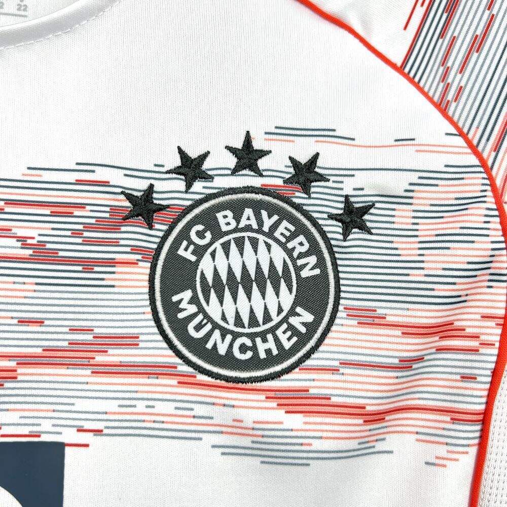 Kit extérieur enfant Bayern Munich 25/26