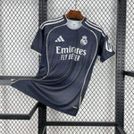 Real Madrid 25/26 extérieur maillot