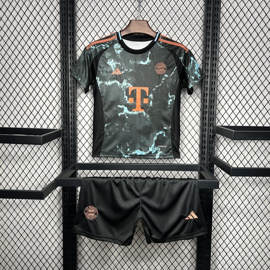 Kit extérieur enfant Bayern Munich 24/25