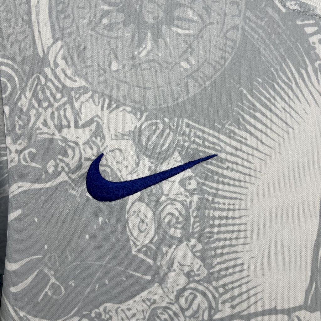 Maillot blanc édition spéciale du Brésil 24/25