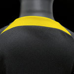 kit d’entraînement enfant noir PSG saison 23/24.