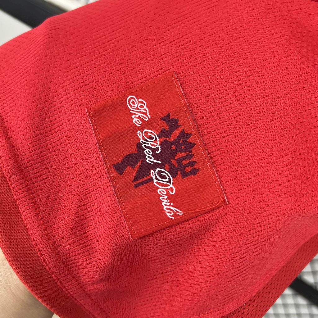 Manchester United a domicile maillot Retro