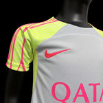 kit d’entraînement enfant gris PSG saison 23/24