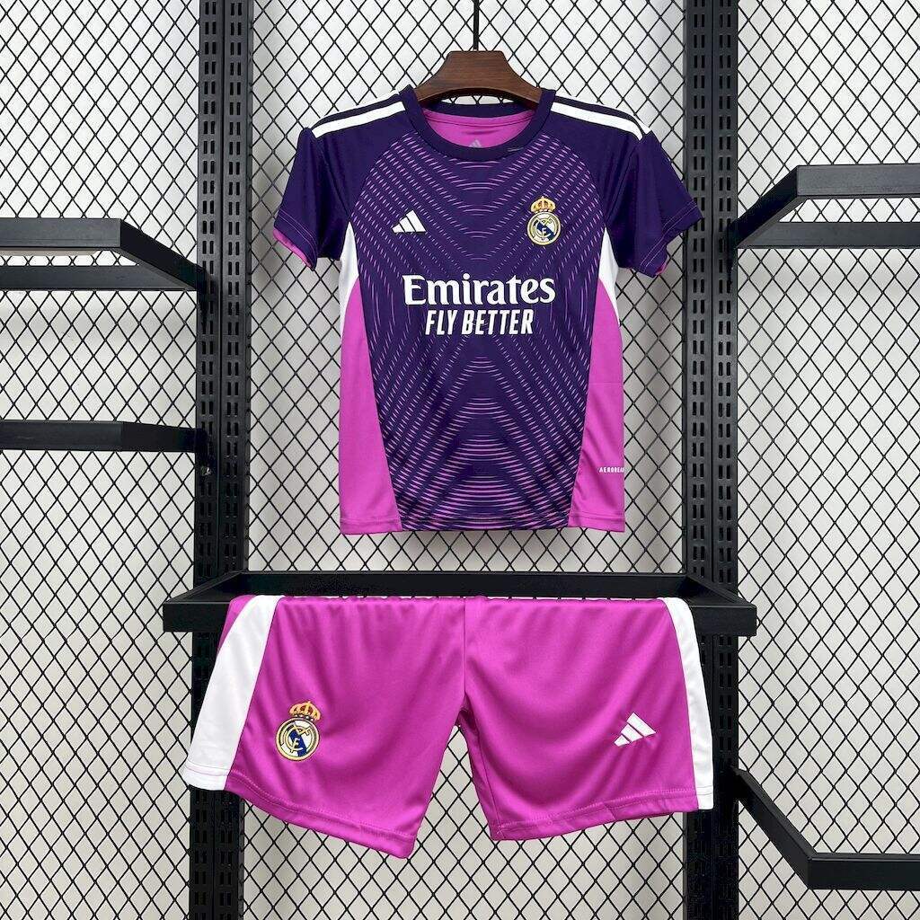 kit gardien enfant violet Real Madrid saison 25/26