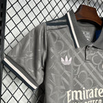 kit enfant du troisième ensemble Real Madrid saison 24/25.