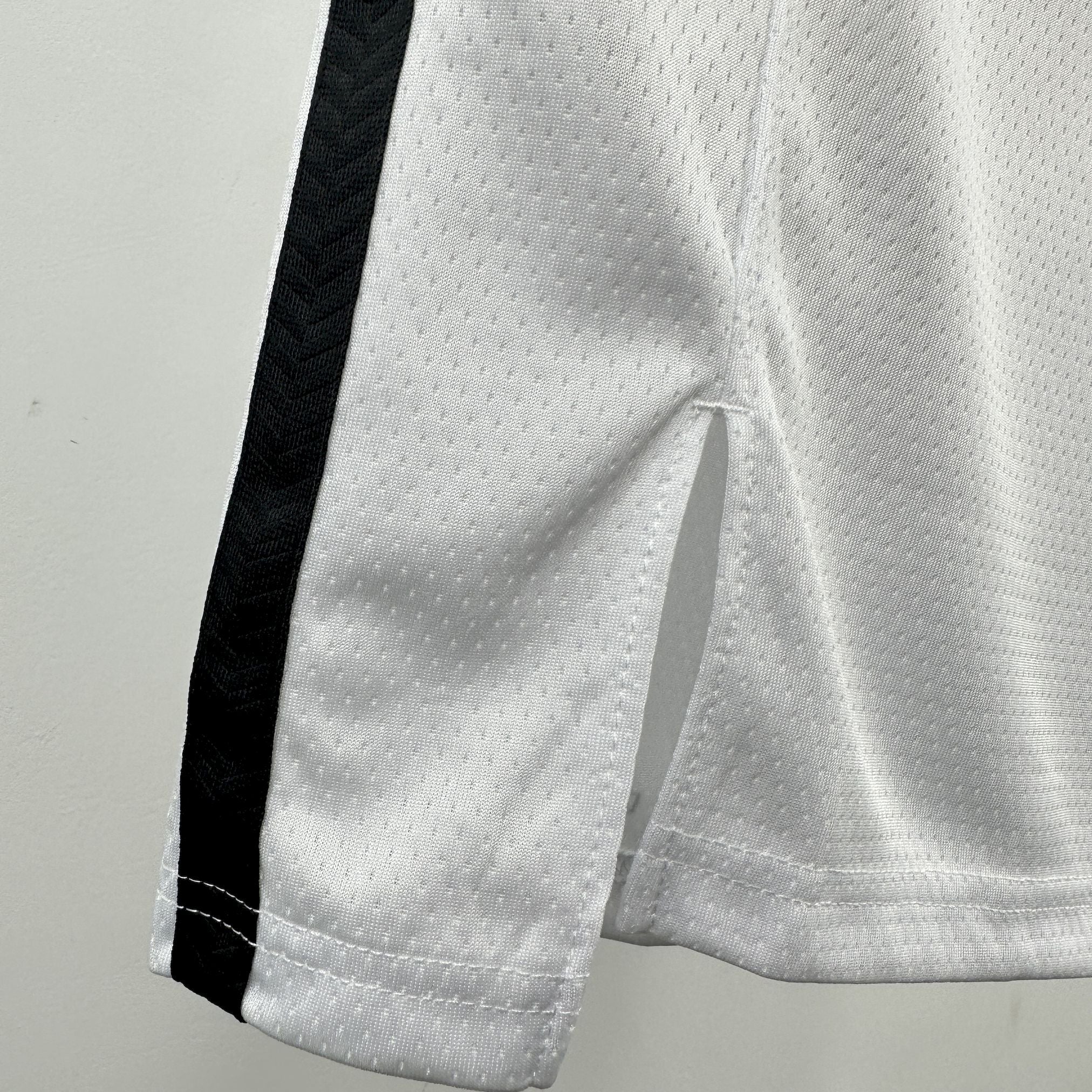 Brooklyn Nets 23/24 légende maillot édition blanche