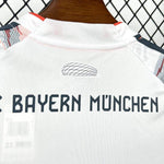 Kit extérieur enfant Bayern Munich 25/26
